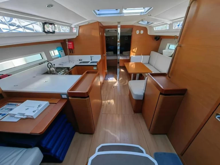 Huur Zeilboot met of zonder schipper Jeanneau in Álimos