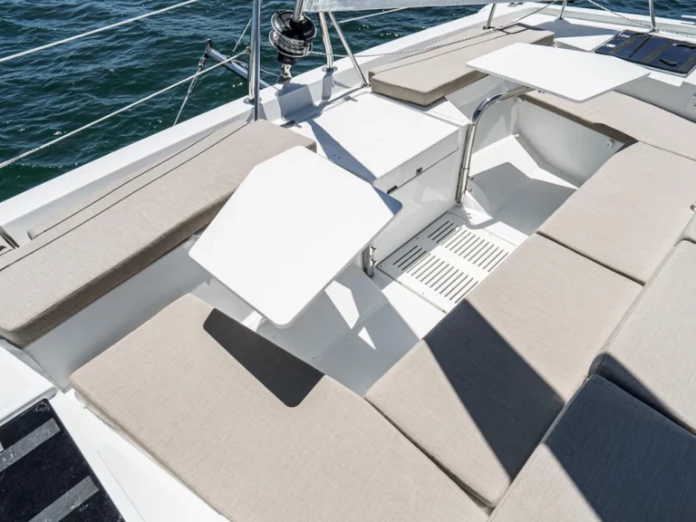 Huur een Bali Bali 4.4 in Harbor Island