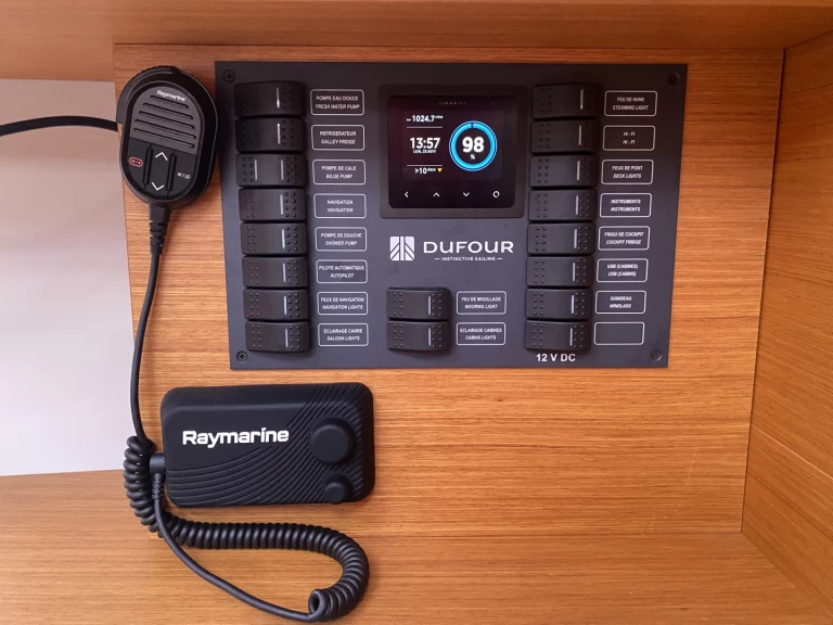 Verhuur Zeilboot Dufour met vaarbewijs