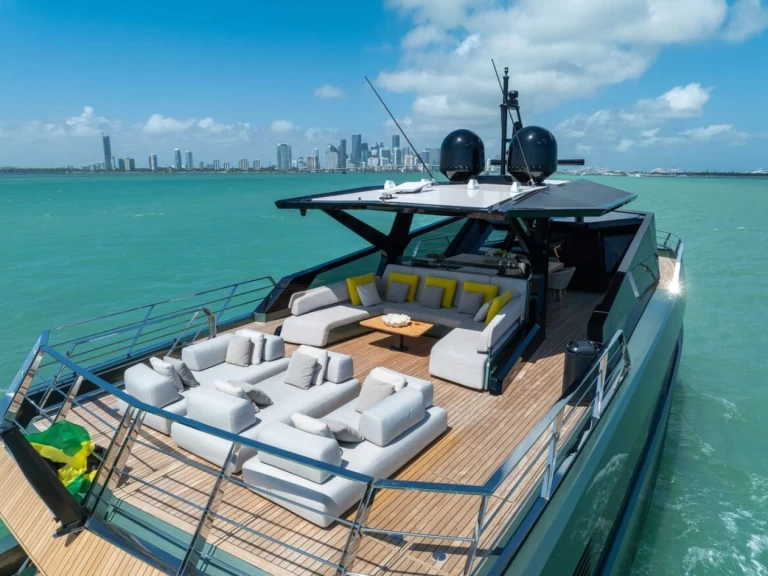 WALLY YACHTS 85’ wally te huur van particulier of professional in Miami Beach