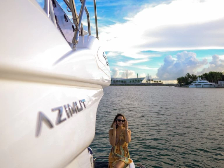 Azimut Azimut 42 Fly te huur van particulier of professional in Miami Beach