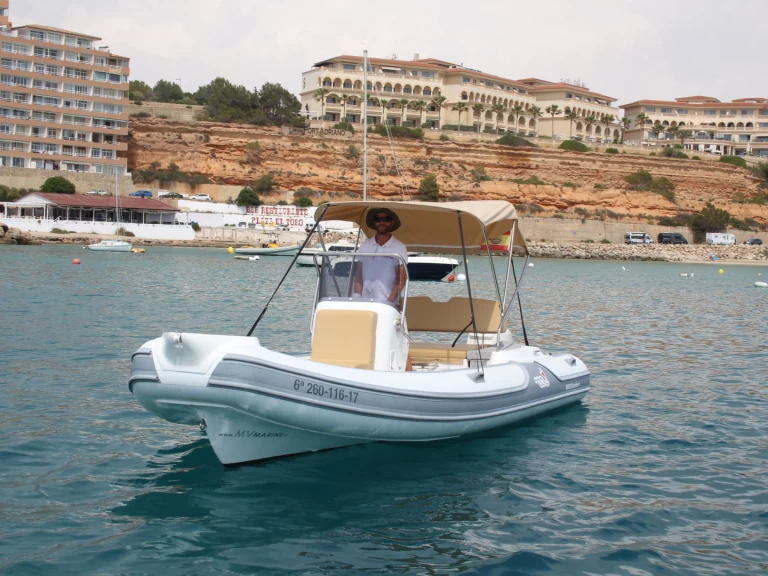 Huur een MV Marine 620 in El Toro