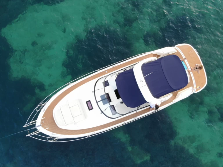 Huur een Bavaria Sport 34 in Portals Nous