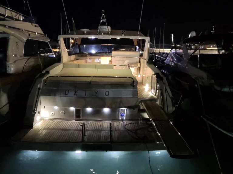 Motorboot te huur in Salerno voor de beste prijs