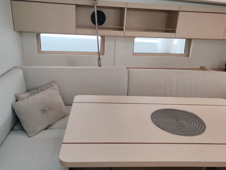 Verhuur Zeilboot in Rogoznica - Bénéteau Oceanis 46.1