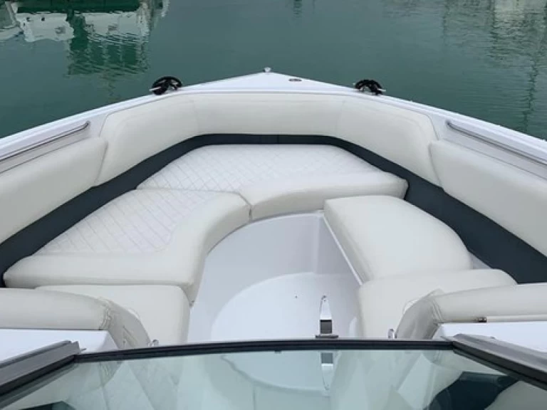 Bootverhuur El Toro goedkoop R5