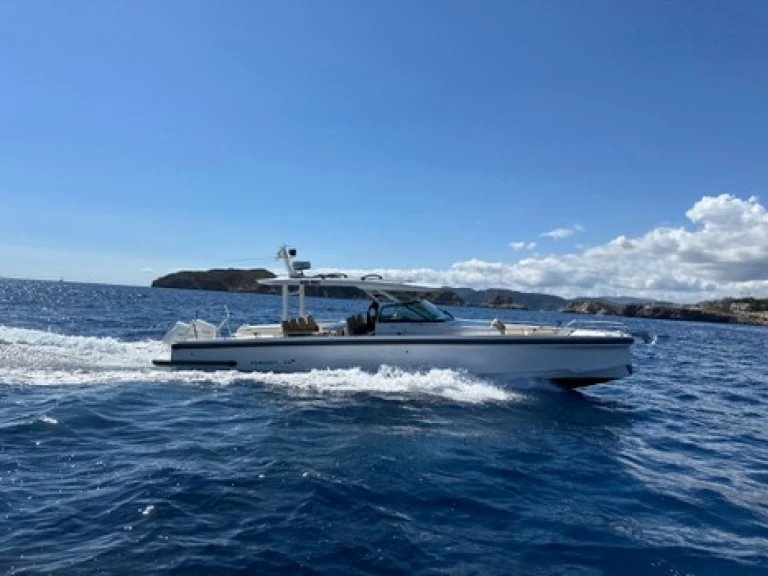 Bootverhuur Axopar Axopar 37 Sun-Top in El Toro via SamBoat