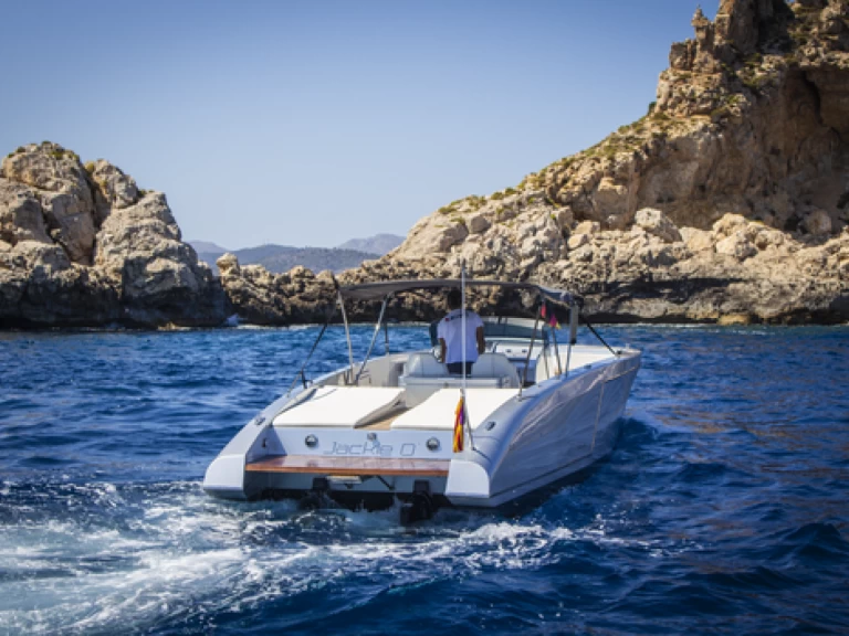 Motorboot te huur in El Toro voor de beste prijs