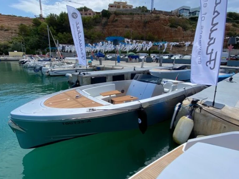 Jachthuur in El Toro - Frauscher 1017 LIDO via SamBoat