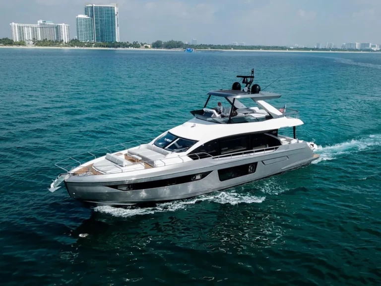 Verhuur Jacht in Miami - Azimut Azimut 68 Fly