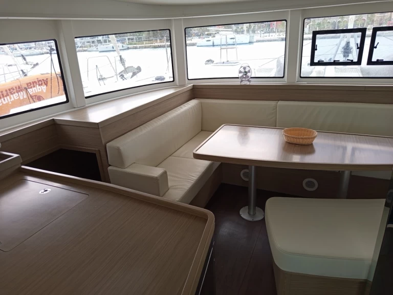 Lagoon Lagoon 42 te huur van particulier of professional in Lefkáda