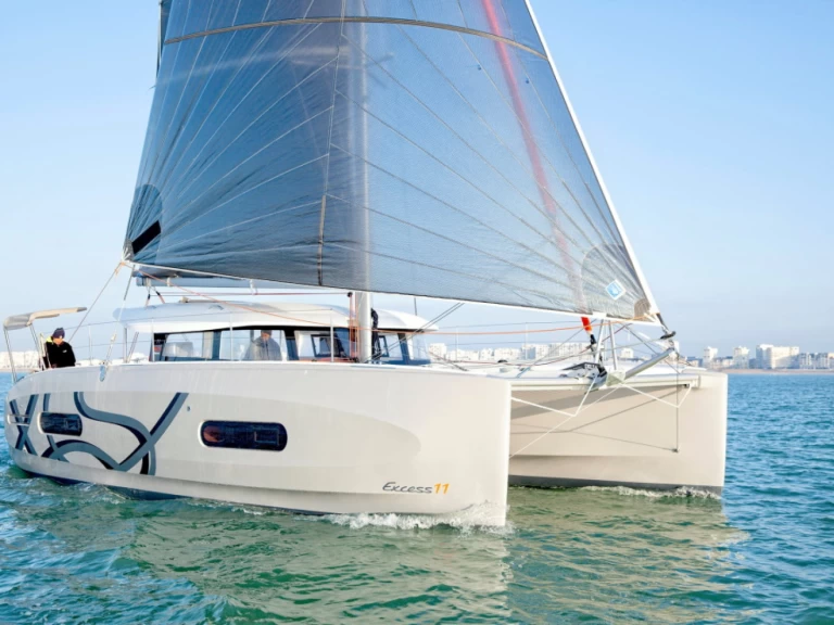 Verhuur Catamaran Excess met vaarbewijs