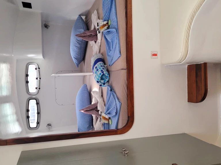 Verhuur Catamaran Sea Tribe Yachts met vaarbewijs