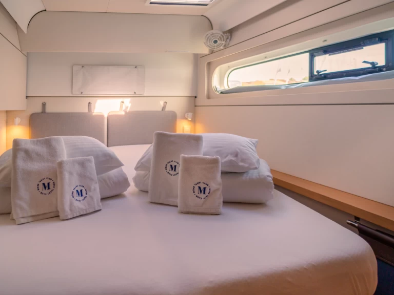 Catamaran te huur in Seget Donji voor de beste prijs