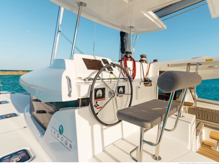 Lagoon Lagoon 42 te huur van particulier of professional in Trogir