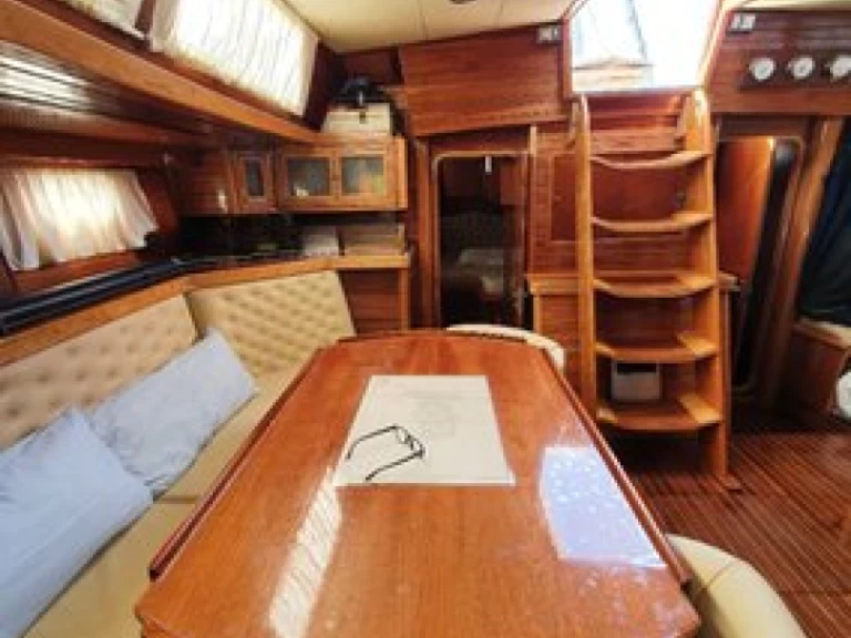 Zeilboot te huur in Olbia voor de beste prijs