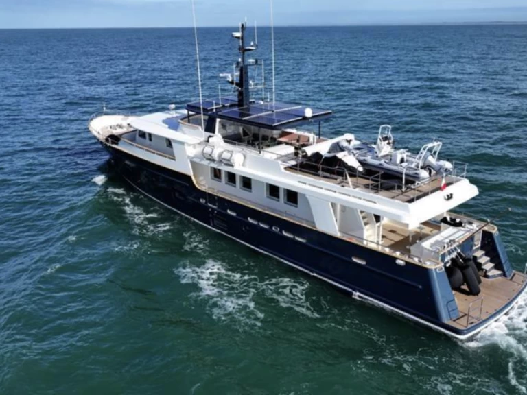 Bootverhuur Bas du Fort goedkoop Ocea 108