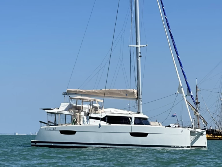 Huur Catamaran met of zonder schipper Fountaine Pajot in Le Marin