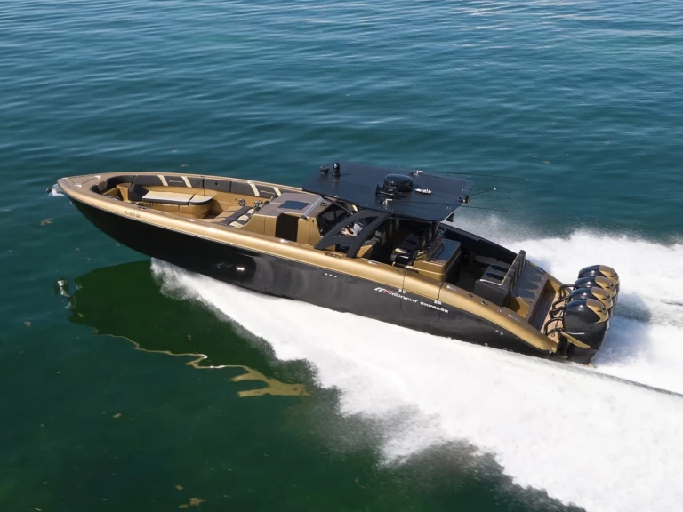 Midnight Express 43 te huur van particulier of professional in Tortola