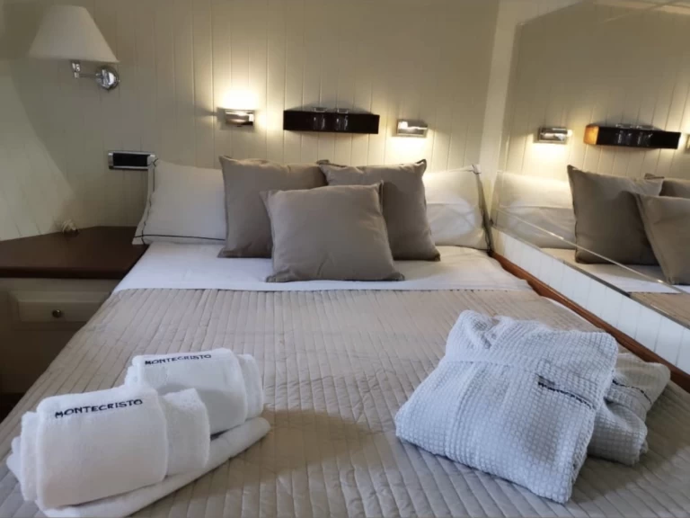 Bootverhuur Neta Marine Ketch in Trapani Port via SamBoat