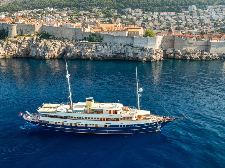 Huur een Custom CASABLANCA in Trogir