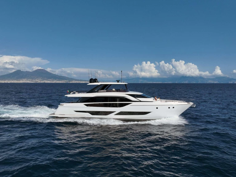 Ferretti FAST te huur van particulier of professional in Brindisi