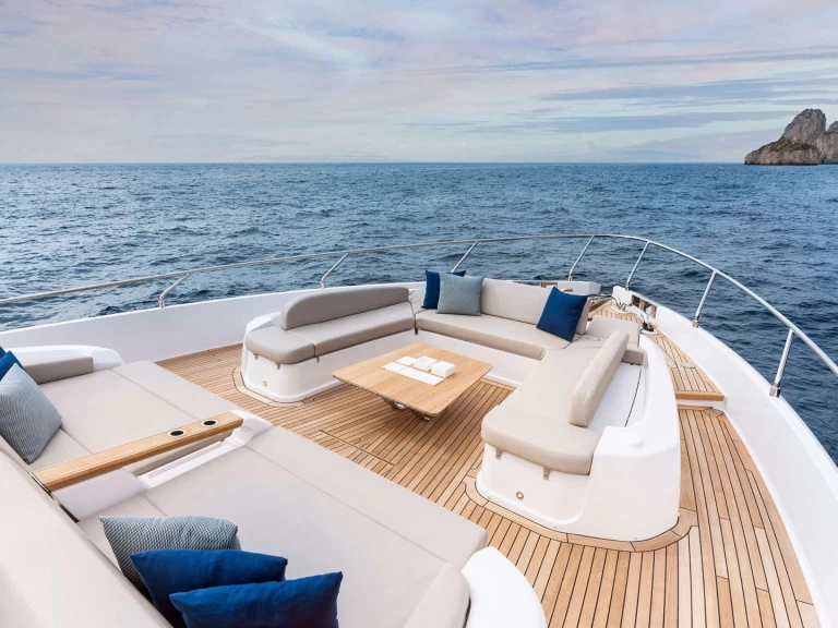 Huur Jacht met of zonder schipper Ferretti in Brindisi