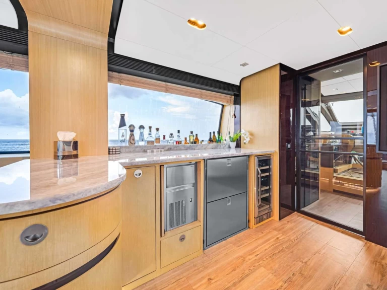 Bootverhuur Miami goedkoop Sky