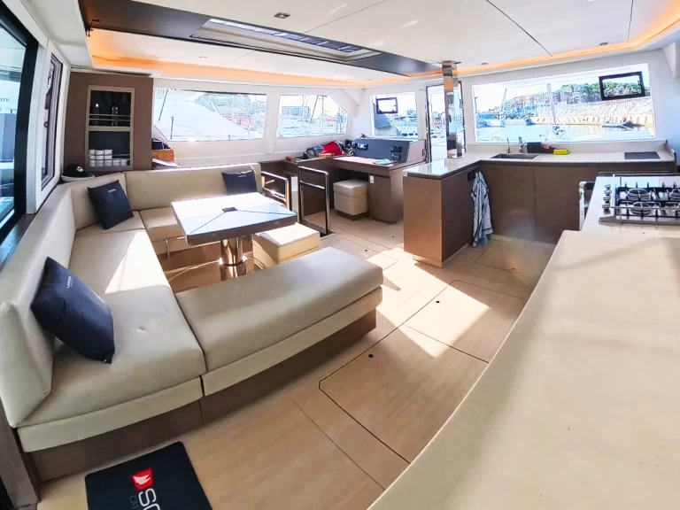 Verhuur Catamaran in Sukošan - Leopard Catamarans / Robertson & Caine Leopard 50 - 5 + 1 cab