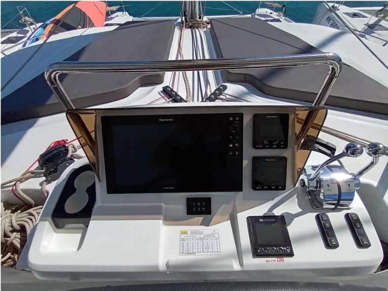 Bootverhuur Pálairos goedkoop Lagoon 51