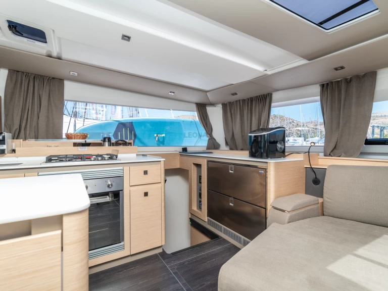 Huur Catamaran met of zonder schipper Fountaine Pajot in Seget Donji