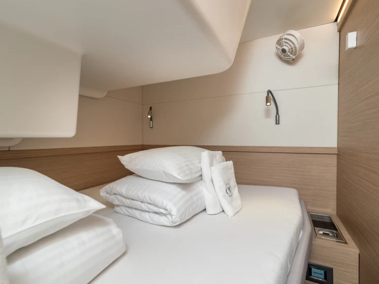 Huur Catamaran met of zonder schipper Lagoon in Trogir