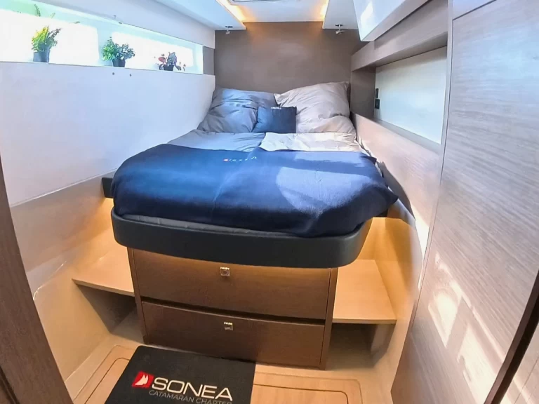 Verhuur Catamaran Leopard Catamarans / Robertson & Caine met vaarbewijs