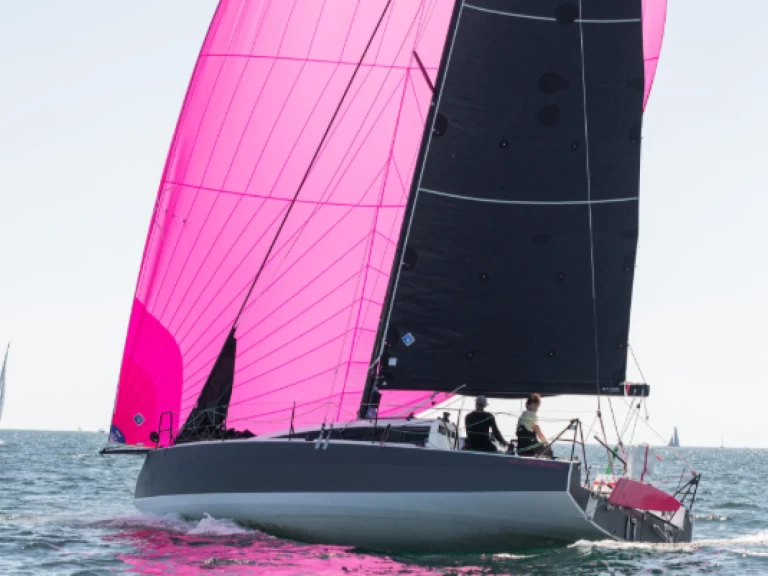 JPK 1050 JPK 1050 te huur van particulier of professional in La Trinité-sur-Mer