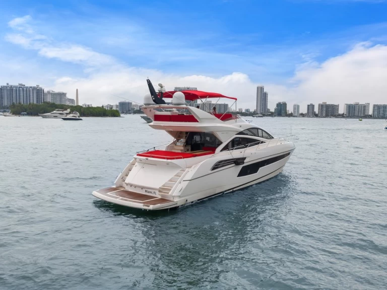 Sunseeker 70  te huur van particulier of professional in Miami Beach