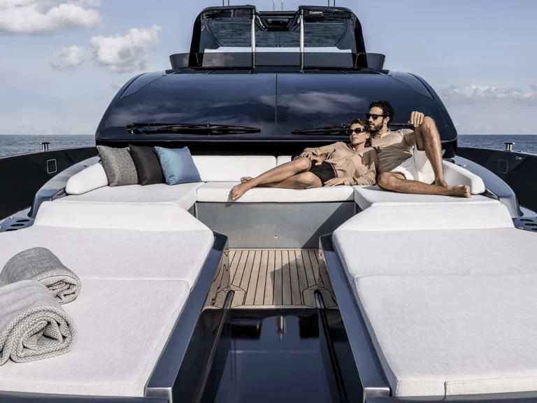 Jacht te huur in Dubai Marina voor de beste prijs