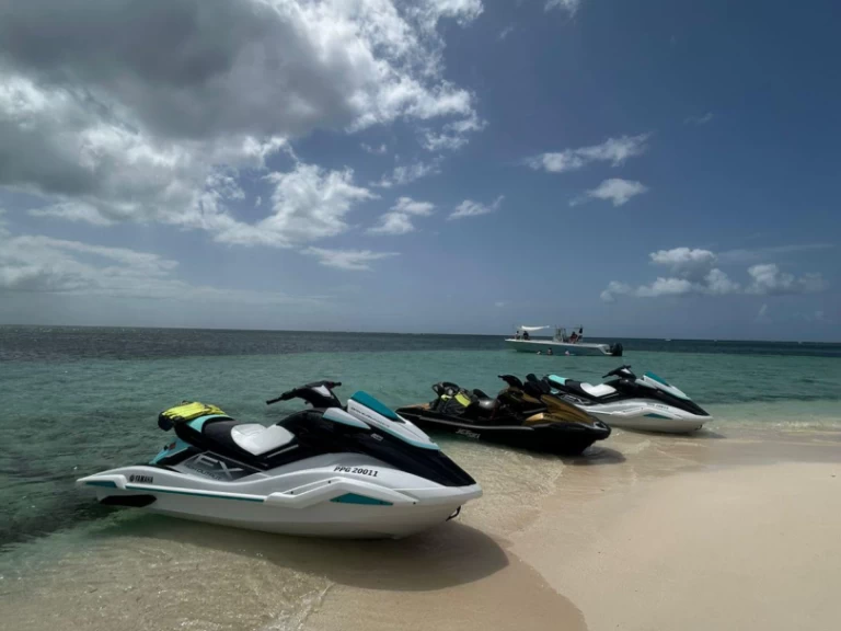 Huur Jet Ski met of zonder schipper Yamaha in Pointe-à-Pitre