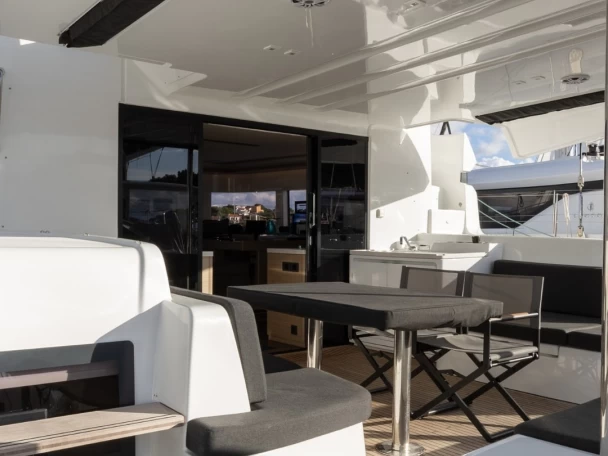 Jachthuur in Trogir - Lagoon Lagoon 51 via SamBoat