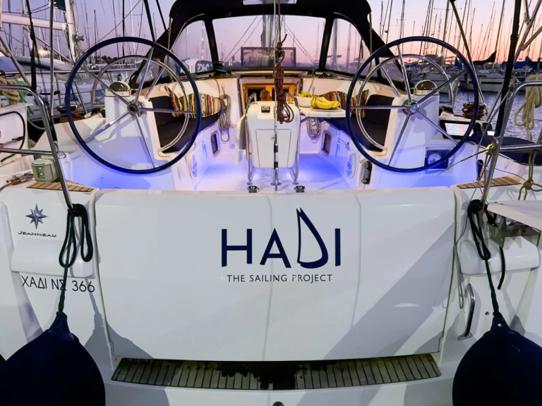 Verhuur Zeilboot in Álimos - Jeanneau Sun Odyssey 469