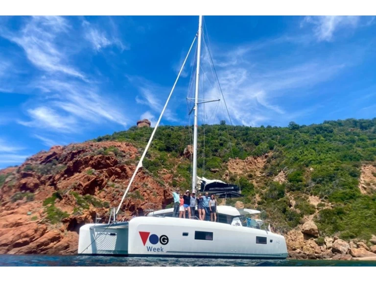 Catamaran te huur in Ajaccio voor de beste prijs