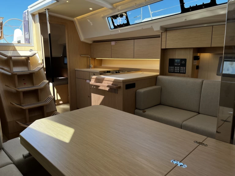 Verhuur Zeilboot Bavaria met vaarbewijs