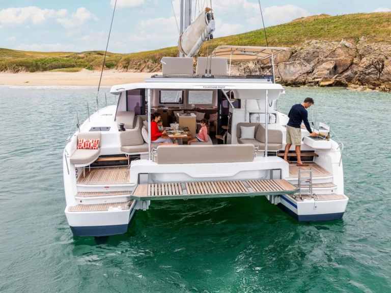 Verhuur Catamaran in Saint-Raphaël - Fountaine Pajot Fountaine Pajot FP 41 Quatuor 3
