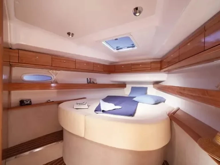 Bavaria Cruiser 46 te huur van particulier of professional in Valletta