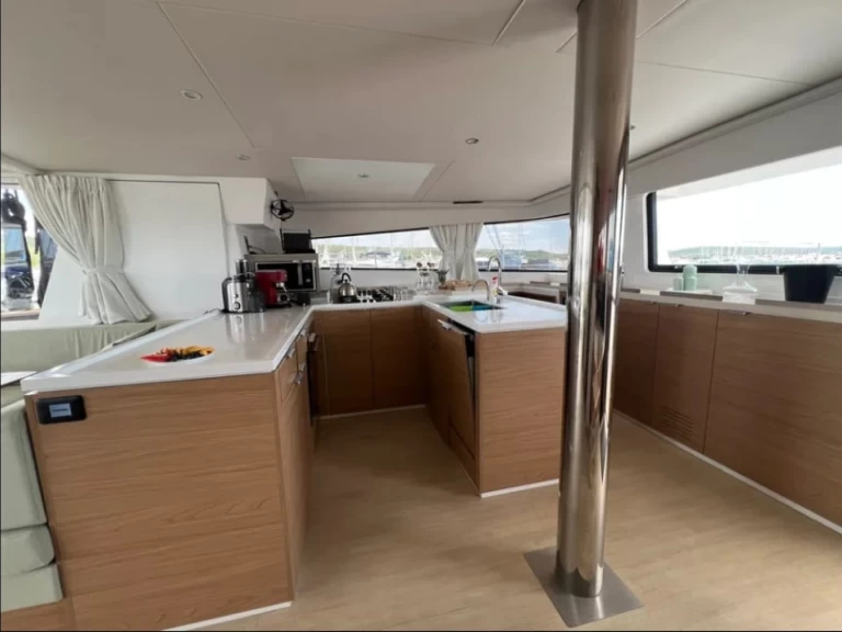 Bali Bali 5.4 te huur van particulier of professional in Aalsmeer