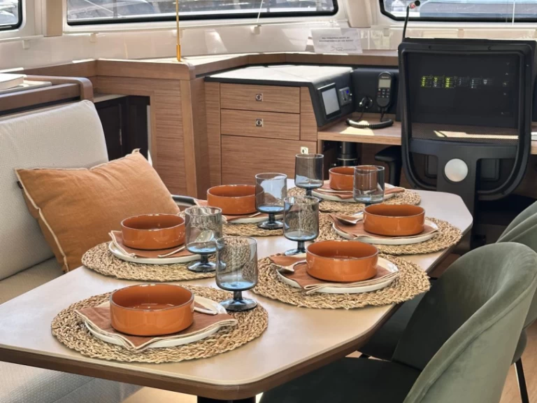 Huur Catamaran met of zonder schipper Nautitech in Lávrio