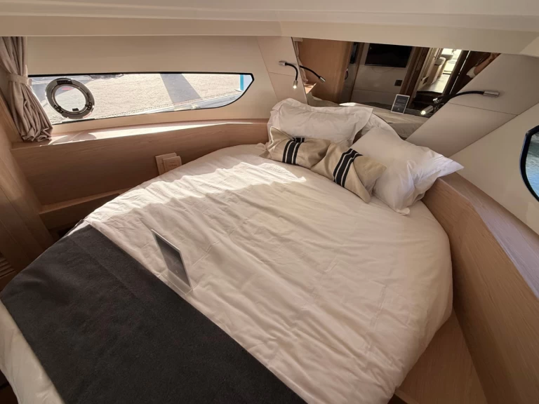 Bootverhuur Split goedkoop Swift Trawler 37 Fly