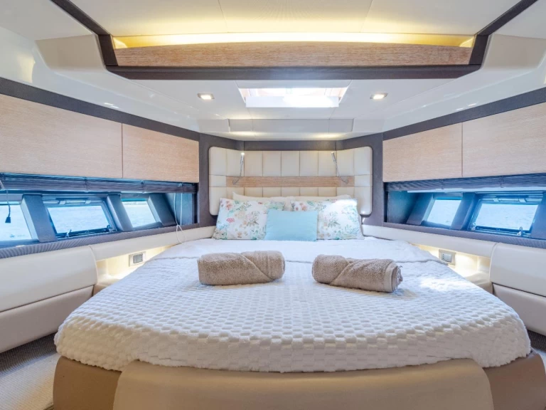 Bootverhuur Azimut Azimut 64 in Palma de Mallorca via SamBoat