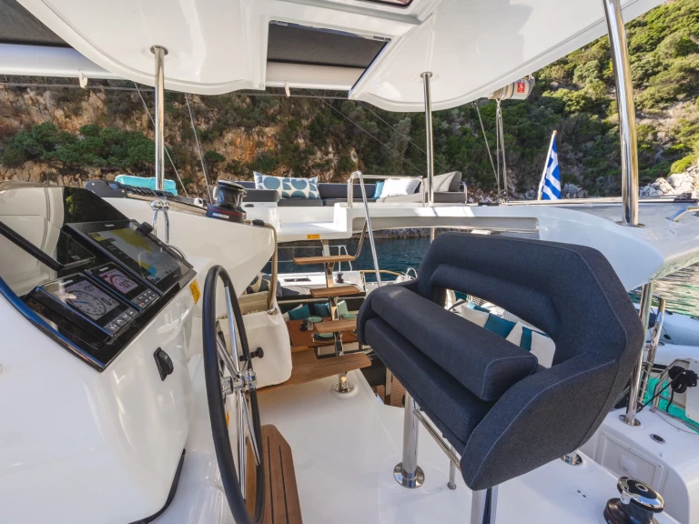 Bootverhuur Lefkáda goedkoop Lagoon 43