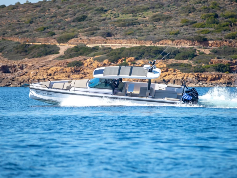 Motorboot te huur in Eretria voor de beste prijs