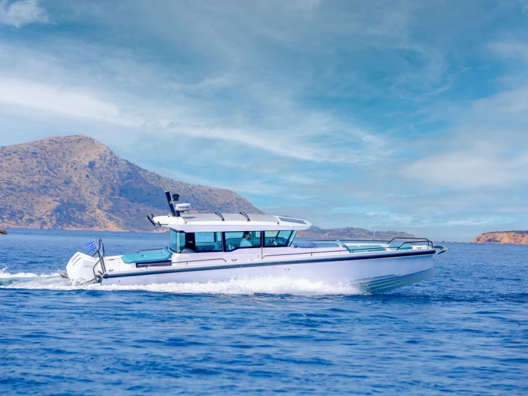 Bootverhuur Eretria goedkoop Axopar 37 XC Cross Cabin